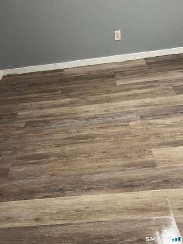 11 7th 11 7th Street 1, Derby, CT 06418