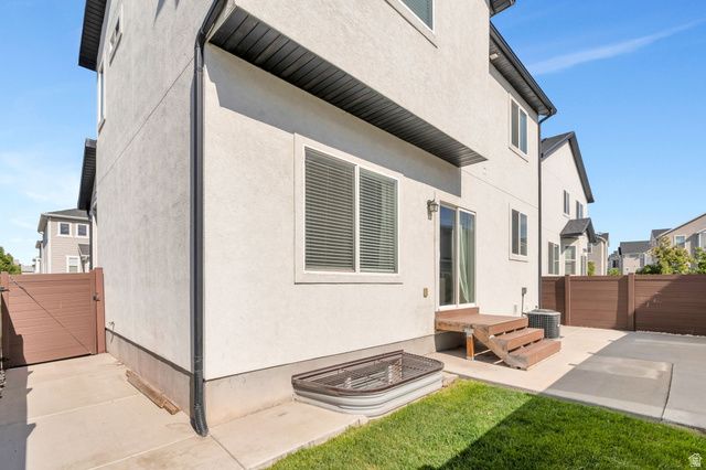 564 N 40 W, Vineyard, UT 84059