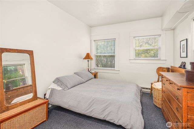 111 W Kinnear Place, Seattle, WA 98119