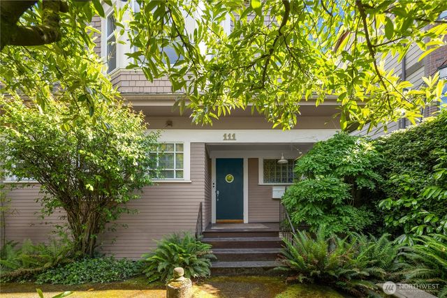 111 W Kinnear Place, Seattle, WA 98119