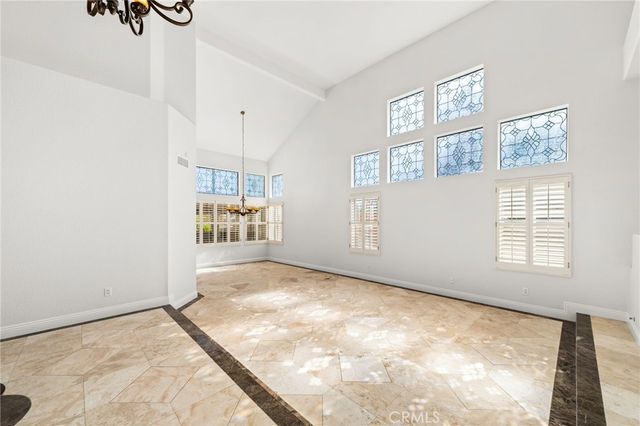 23715 Via Segovia Street, Murrieta, CA 92562