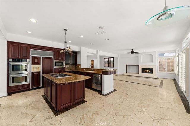 23715 Via Segovia Street, Murrieta, CA 92562