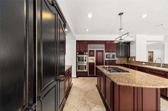 23715 Via Segovia Street, Murrieta, CA 92562