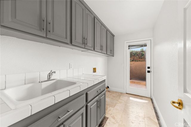 23715 Via Segovia Street, Murrieta, CA 92562