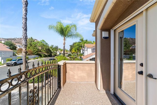 23715 Via Segovia Street, Murrieta, CA 92562