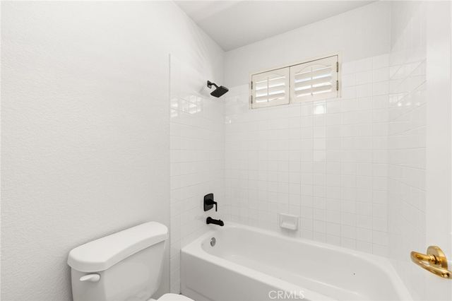 23715 Via Segovia Street, Murrieta, CA 92562
