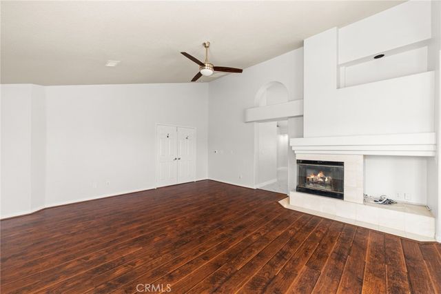 23715 Via Segovia Street, Murrieta, CA 92562