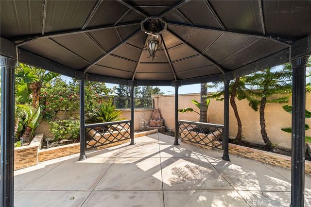 23715 Via Segovia Street, Murrieta, CA 92562