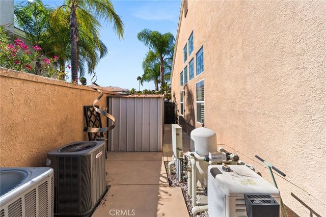 23715 Via Segovia Street, Murrieta, CA 92562