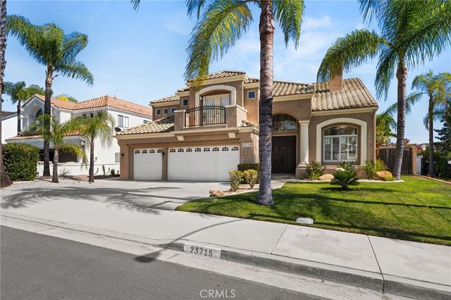 23715 Via Segovia Street, Murrieta, CA 92562