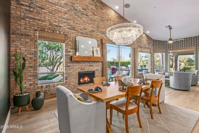 8667 E LARIAT Lane, Scottsdale, AZ 85255