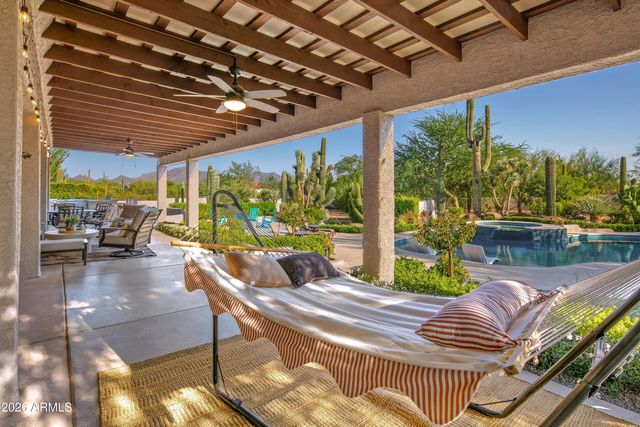8667 E LARIAT Lane, Scottsdale, AZ 85255