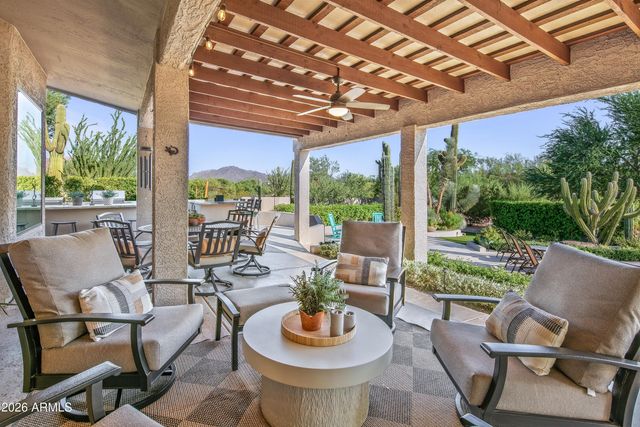 8667 E LARIAT Lane, Scottsdale, AZ 85255