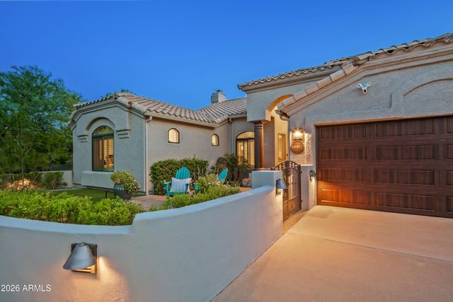 8667 E LARIAT Lane, Scottsdale, AZ 85255