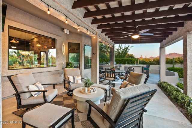 8667 E LARIAT Lane, Scottsdale, AZ 85255