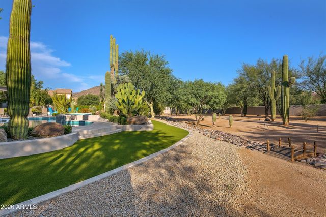 8667 E LARIAT Lane, Scottsdale, AZ 85255