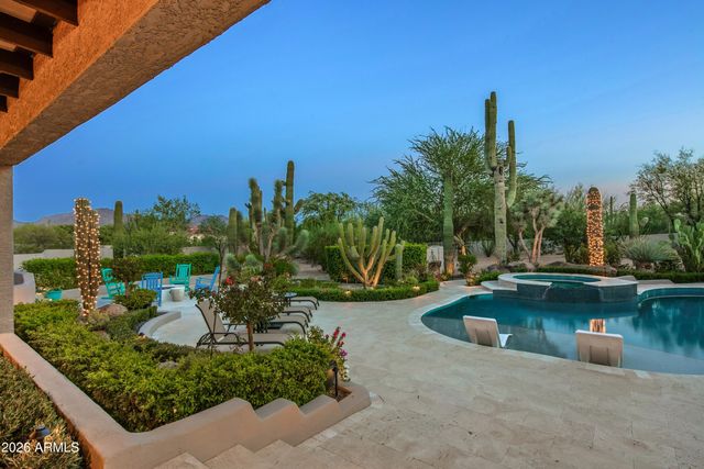 8667 E LARIAT Lane, Scottsdale, AZ 85255