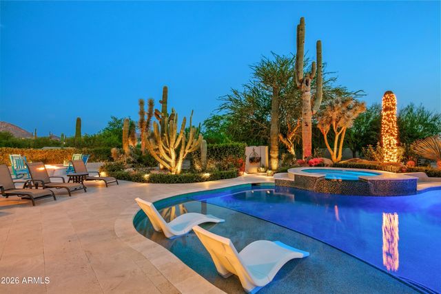 8667 E LARIAT Lane, Scottsdale, AZ 85255