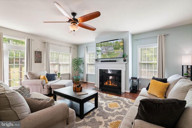 415 MCPHERSON DR, Fredericksburg, VA 22406