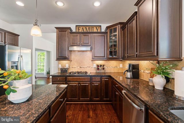 415 MCPHERSON DR, Fredericksburg, VA 22406