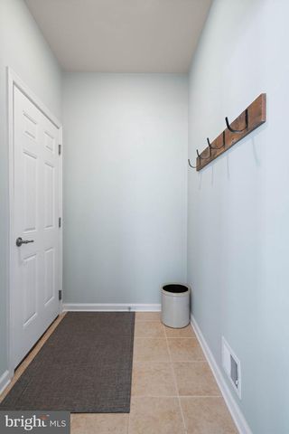 415 MCPHERSON DR, Fredericksburg, VA 22406