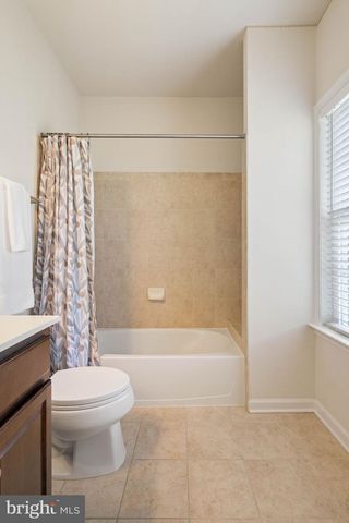 415 MCPHERSON DR, Fredericksburg, VA 22406