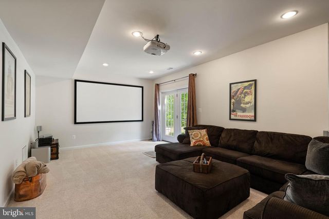 415 MCPHERSON DR, Fredericksburg, VA 22406