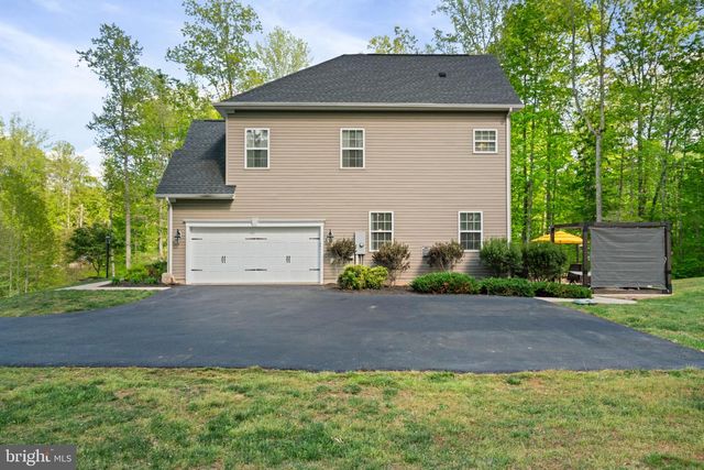 415 MCPHERSON DR, Fredericksburg, VA 22406