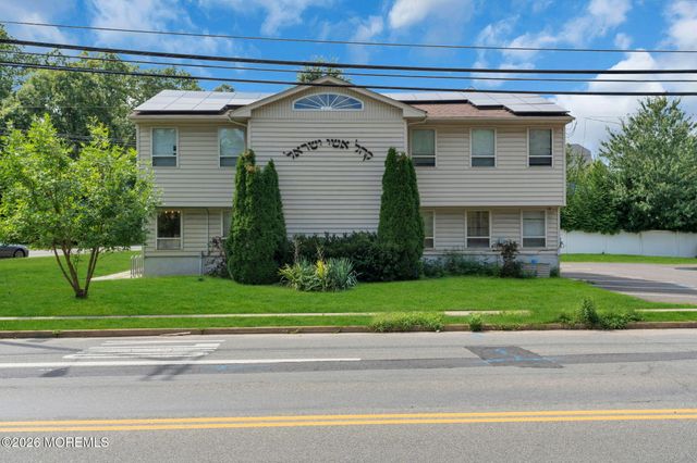 110 Miller Road, Lakewood, NJ 08701