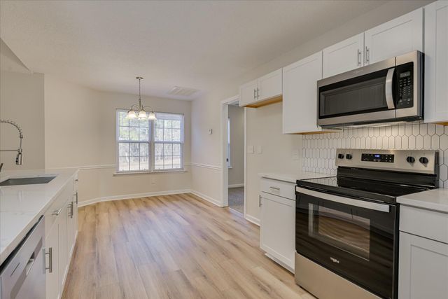 4343 Creekview Drive, Hephzibah, GA 30815