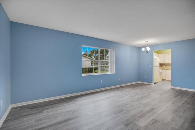 239 N HILL AVENUE 110, Deland, FL 32724