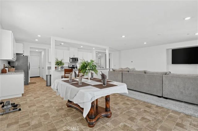 30154 Chamonix, Menifee, CA 92585