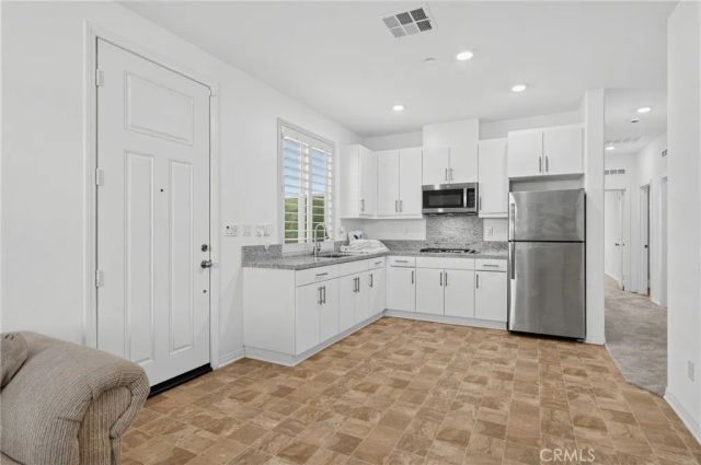 30154 Chamonix, Menifee, CA 92585