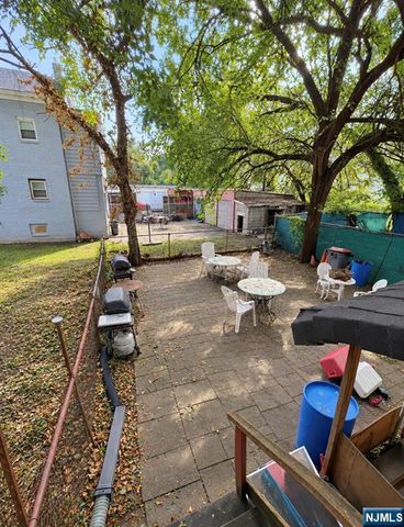152 E Main Street, Paterson, NJ 07522
