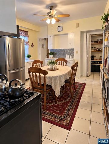 152 E Main Street, Paterson, NJ 07522