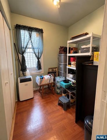 152 E Main Street, Paterson, NJ 07522