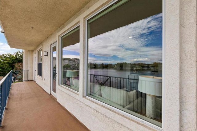 100 Baltic Circle 130, Redwood City, CA 94065