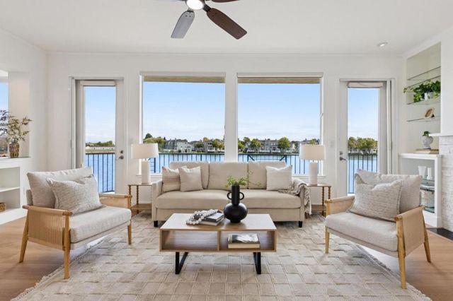 100 Baltic Circle 130, Redwood City, CA 94065