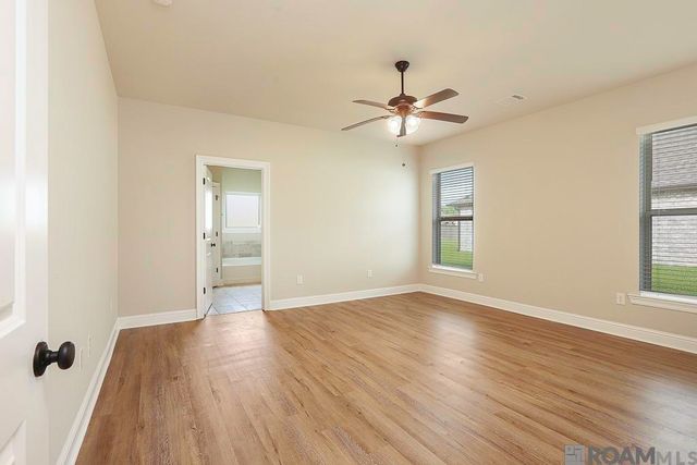 4757 Bayou Plantation Dr, Addis, LA 70710