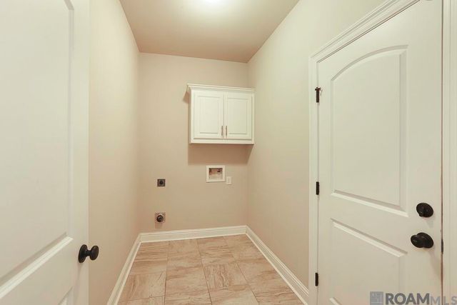 4757 Bayou Plantation Dr, Addis, LA 70710