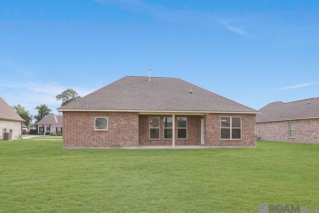 4757 Bayou Plantation Dr, Addis, LA 70710