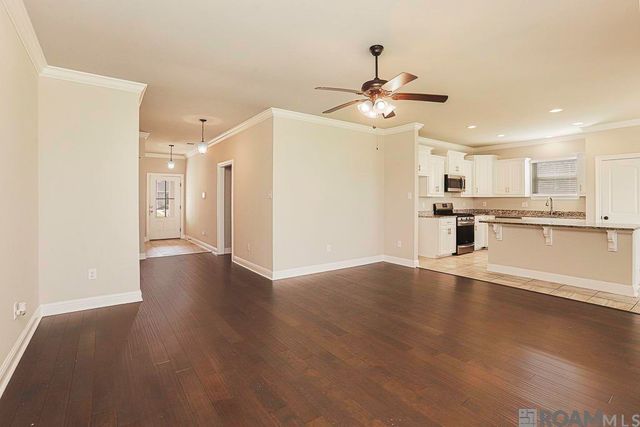 4757 Bayou Plantation Dr, Addis, LA 70710