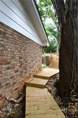 280 Valleybrook Drive, Athens, GA 30606