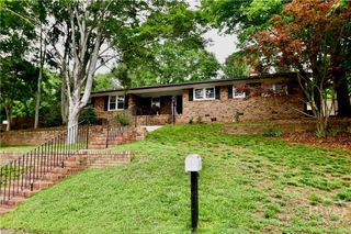 280 Valleybrook Drive, Athens, GA 30606