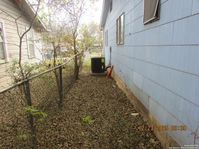 415 Dorie, San Antonio, TX 78220