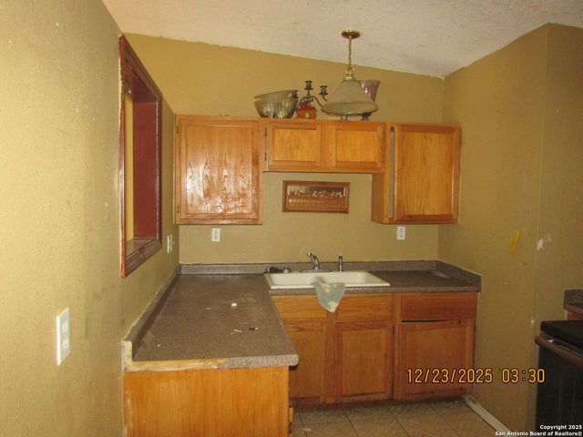 415 Dorie, San Antonio, TX 78220