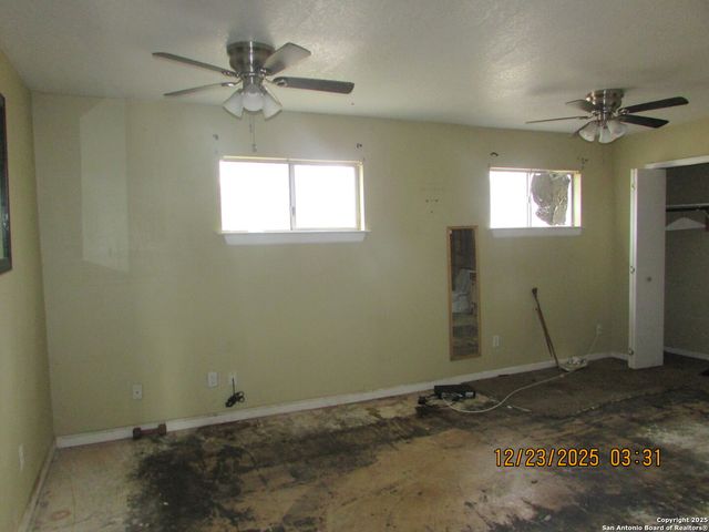 415 Dorie, San Antonio, TX 78220
