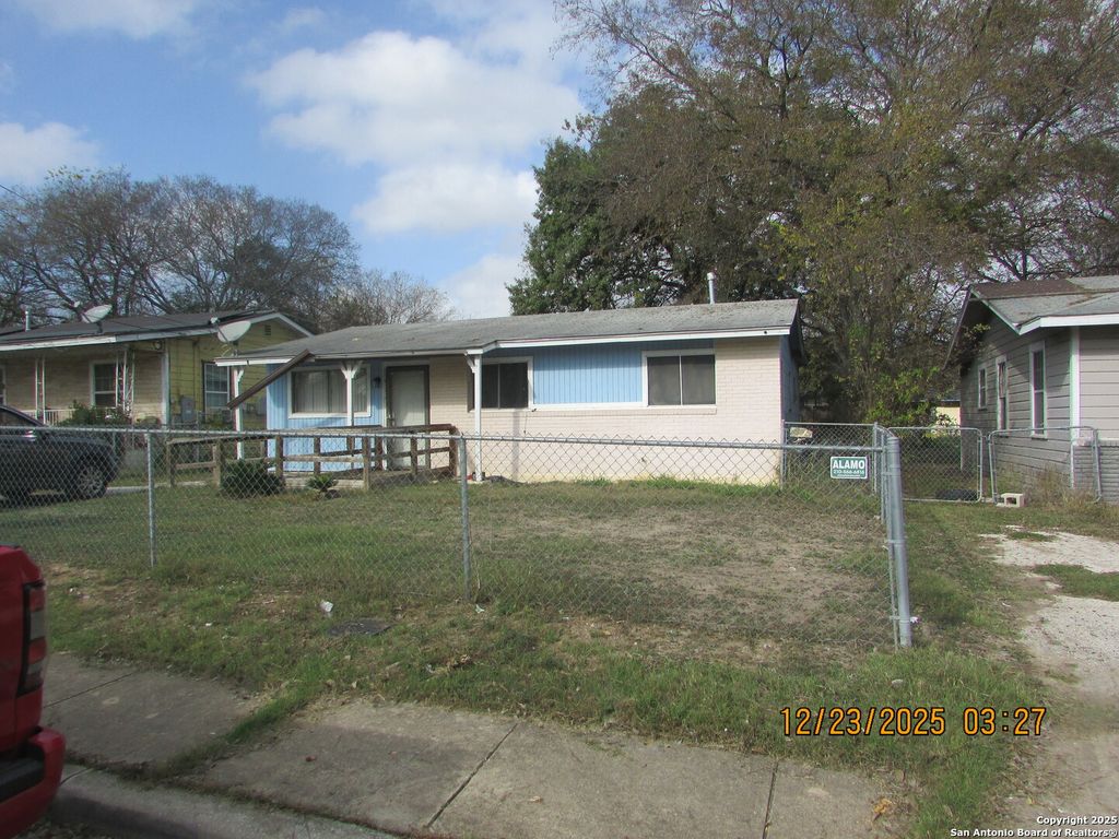 415 Dorie, San Antonio, TX 78220