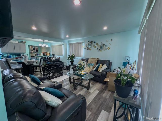 29171 Carlton Street, Inkster, MI 48141