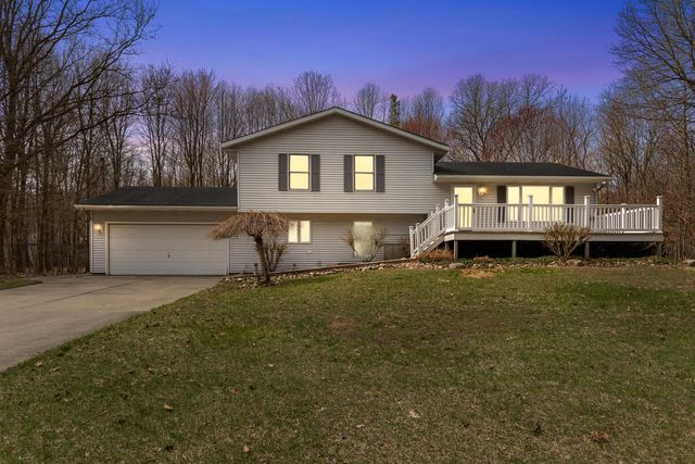 2902 63rd Street, Fennville, MI 49408